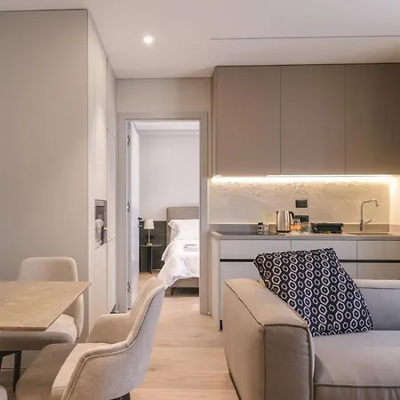 Two Steps 2 Apartment