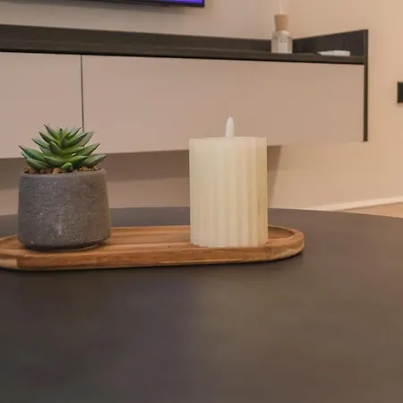 Apartment Two Steps 2 *